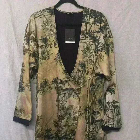 NWT Zara Printed Wrap Robe - Picture 12 of 15